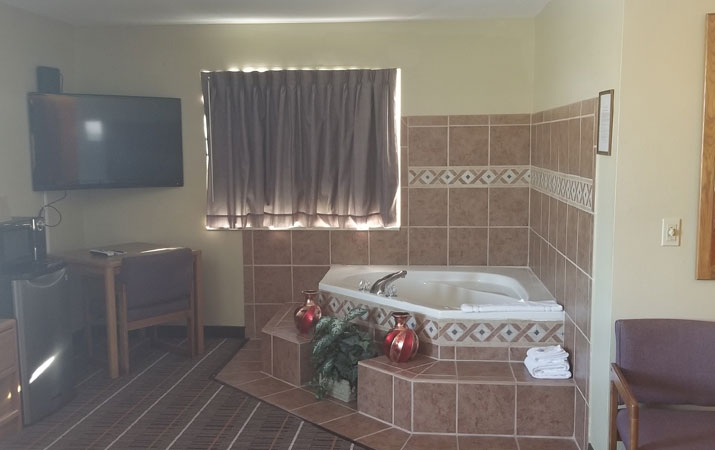 jacuzzi suites