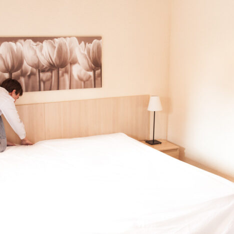 5 Quiet Stay Benefits at Motels Near Cherokee Iowa